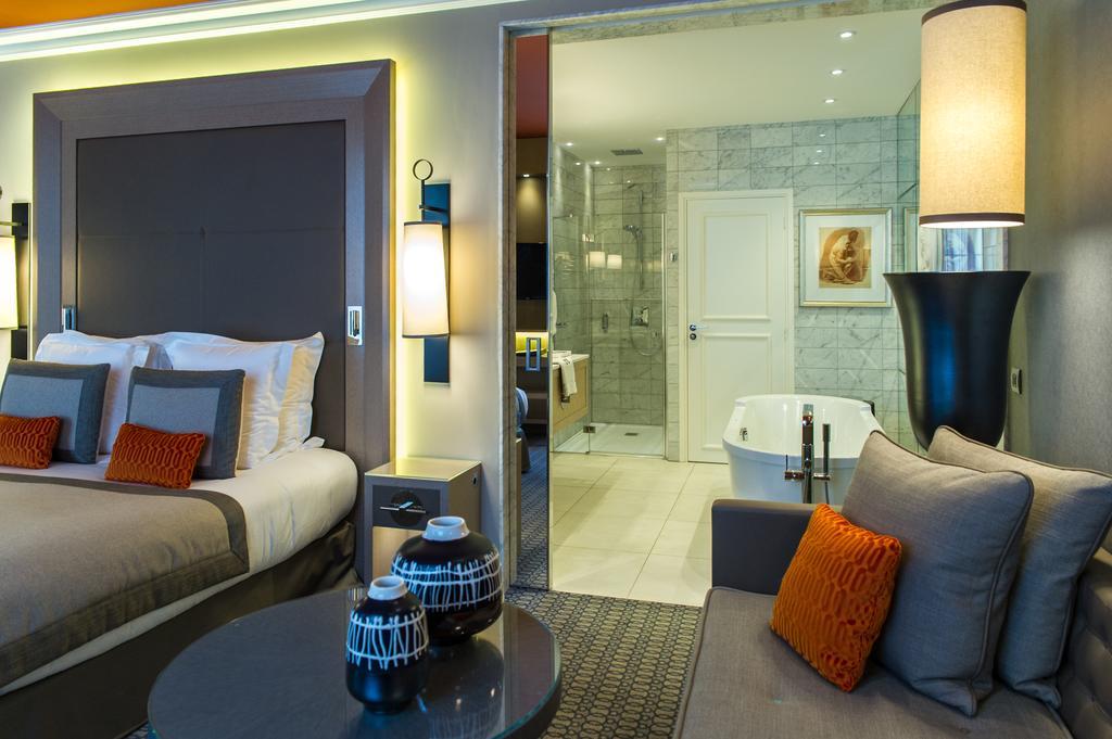 Hotel Alchimy Albi Luaran gambar